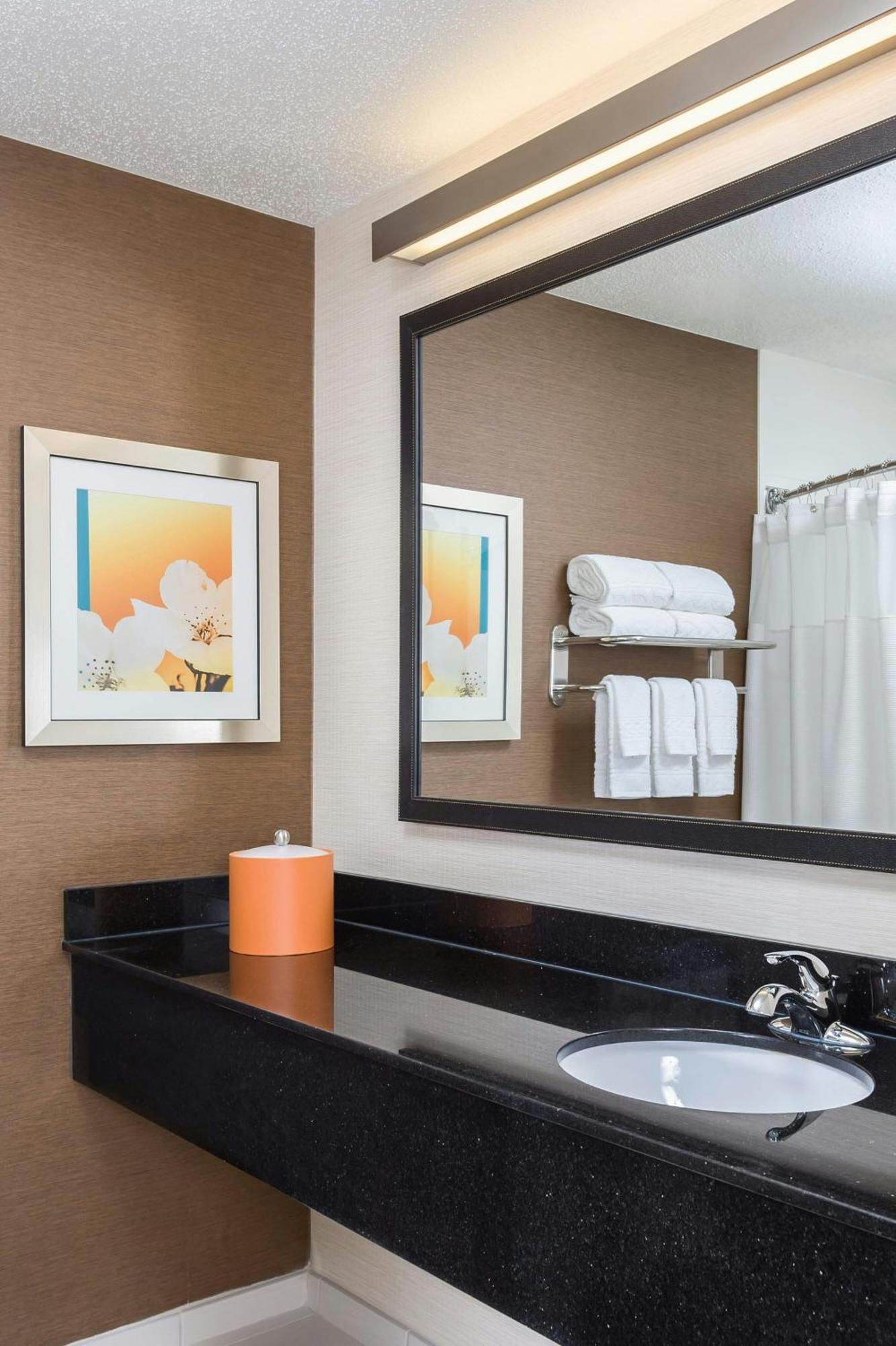 Fairfield Inn & Suites Финдли Екстериор снимка