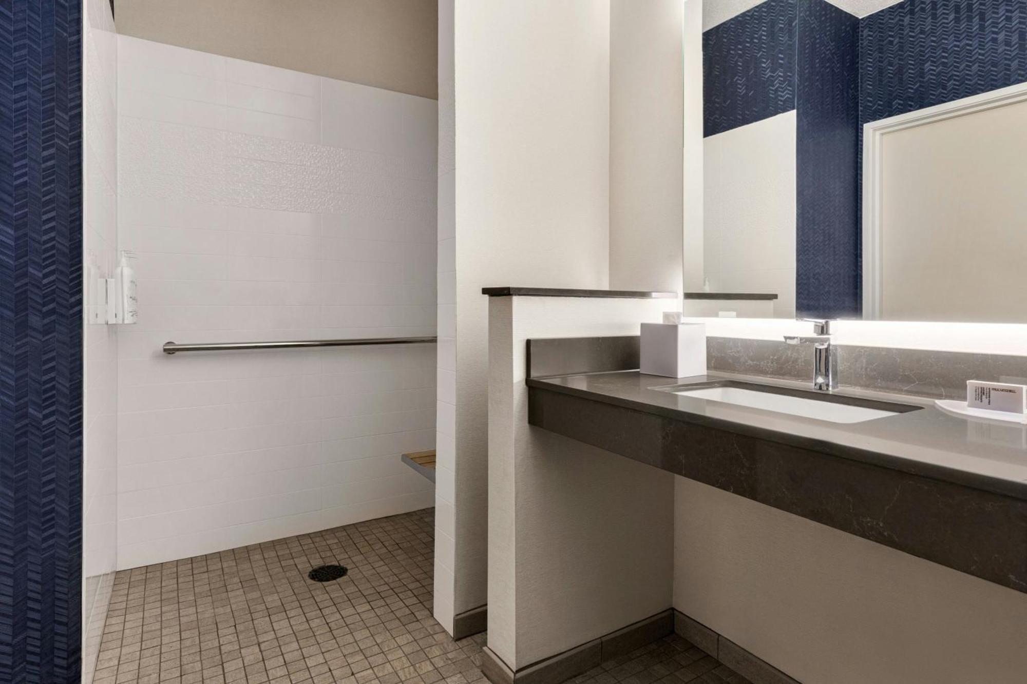Fairfield Inn & Suites Финдли Екстериор снимка